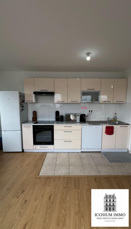 Appartement - 80 m² - 4 pièces