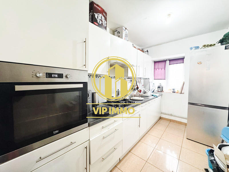 Appartement - 72 m² - 5 pièces