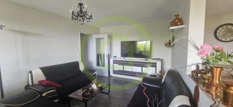 Appartement sur toit - 85 m² - 4 pièces