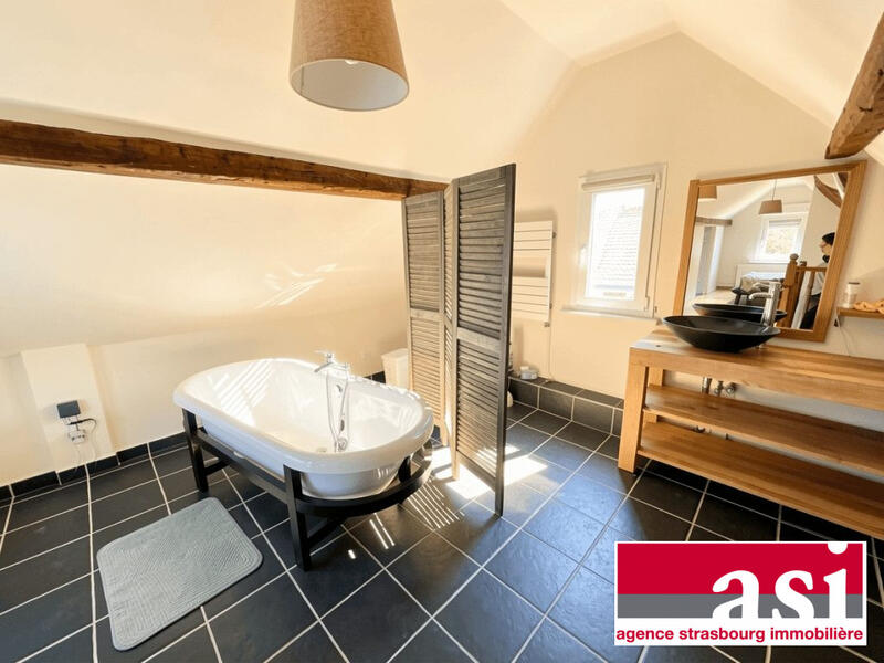 Maison traditionnelle - 117 m² - 4 pièces