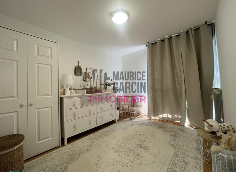 Appartement - 85 m² - 4 pièces