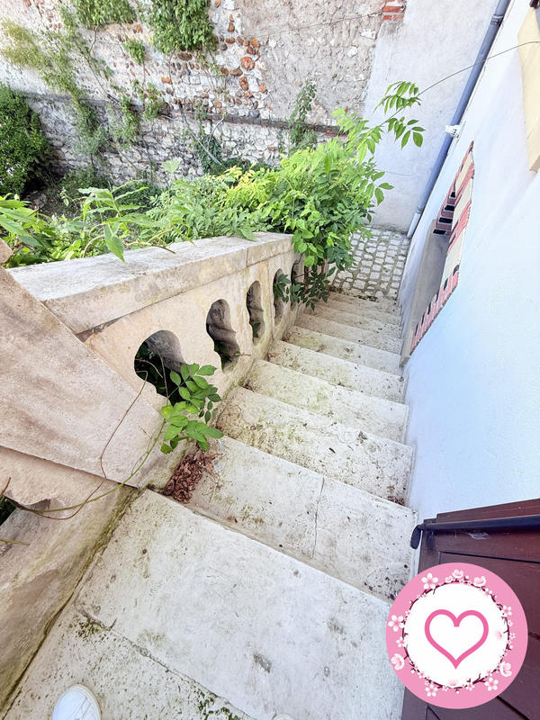 Maison - 147 m² - 7 pièces