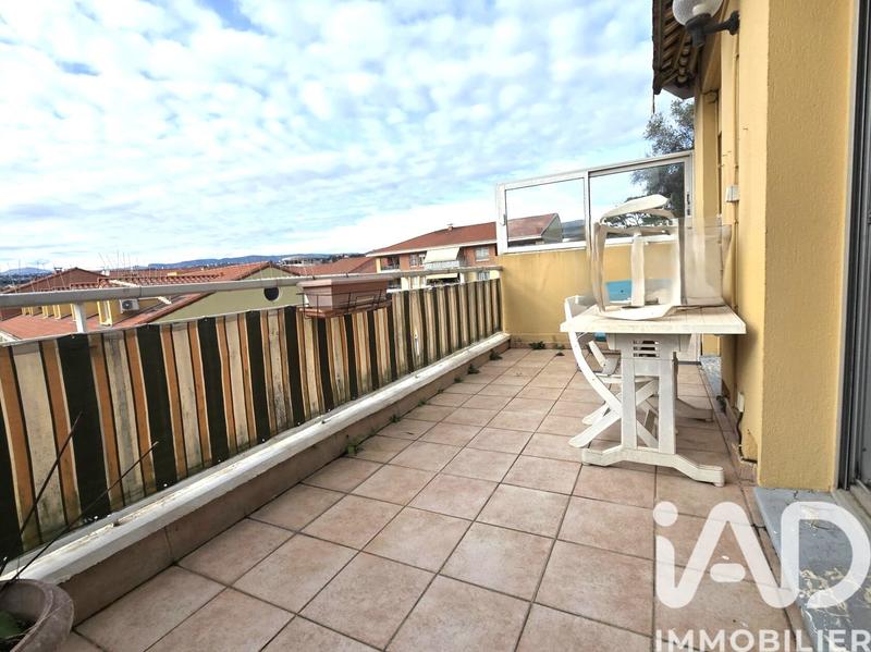 Appartement - 65 m² - 3 pièces