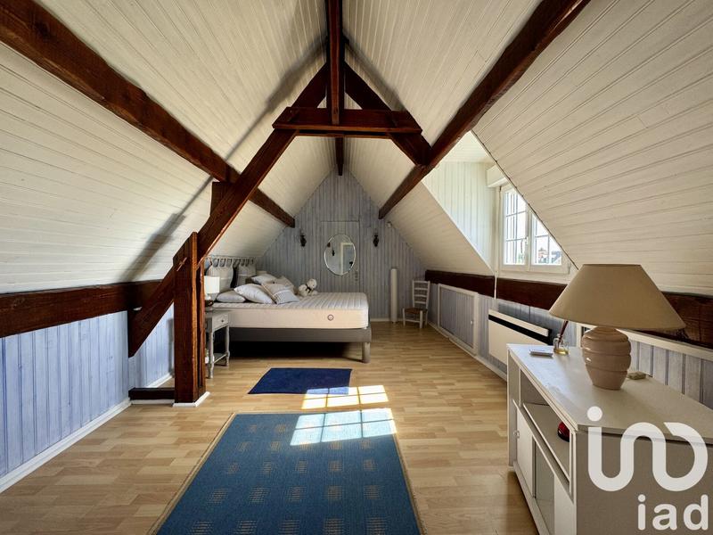 Maison - 300 m² - 8 pièces