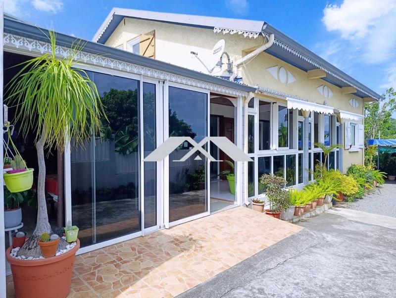 Maison - 160 m² - 6 pièces