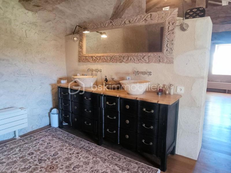 Demeure - 321 m² - 10 pièces