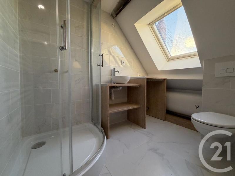 Studio - 14 m² - 1 pièce