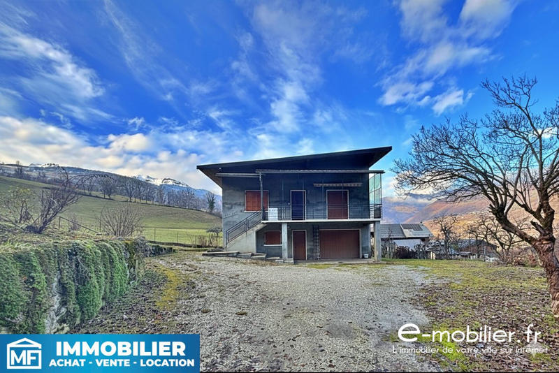 Maison ancienne - 104 m² - 5 pièces