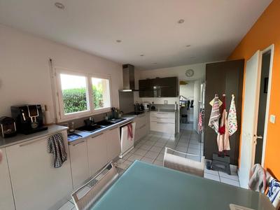 Maison contemporaine - 164 m² - 5 pièces