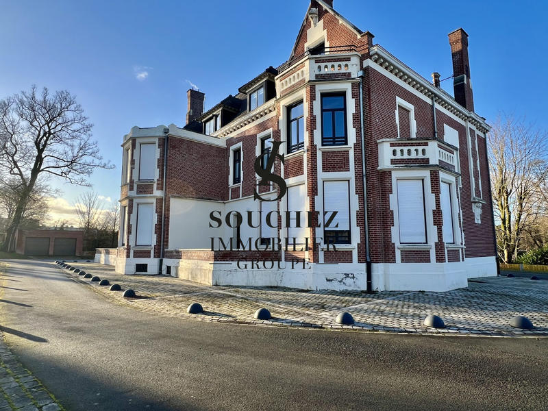 Appartement - 120 m² - 7 pièces