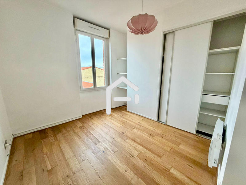 Appartement - 61 m² - 2 pièces