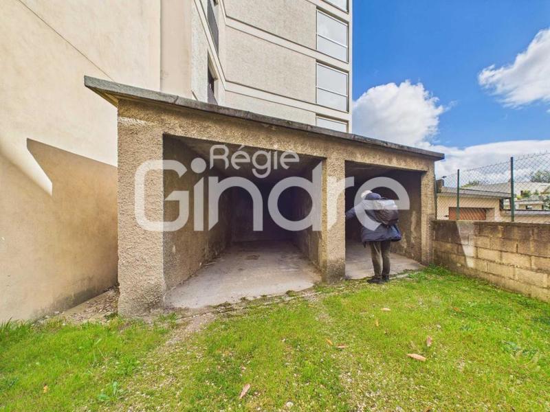 Appartement - 84 m² - 4 pièces