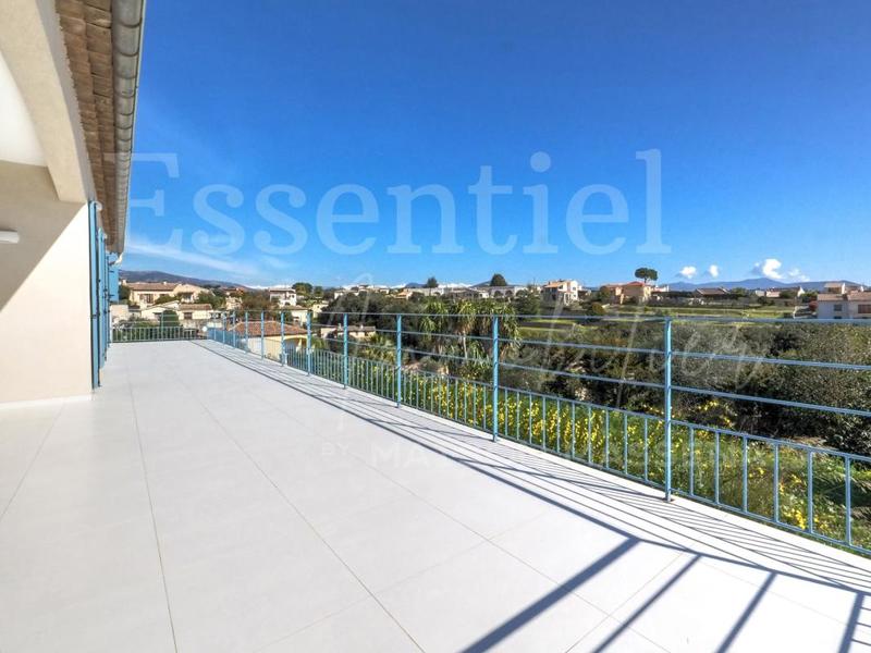 Maison - 123 m² - 4 pièces