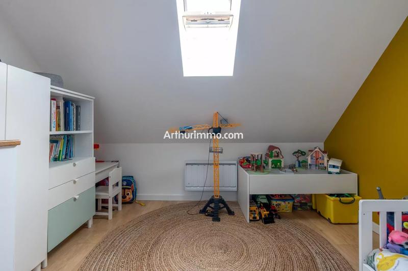 Maison - 99 m² - 6 pièces