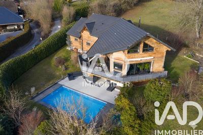 Châlet - 208 m² - 6 pièces