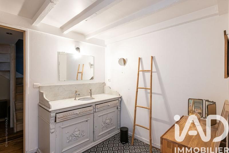 Maison - 310 m² - 8 pièces