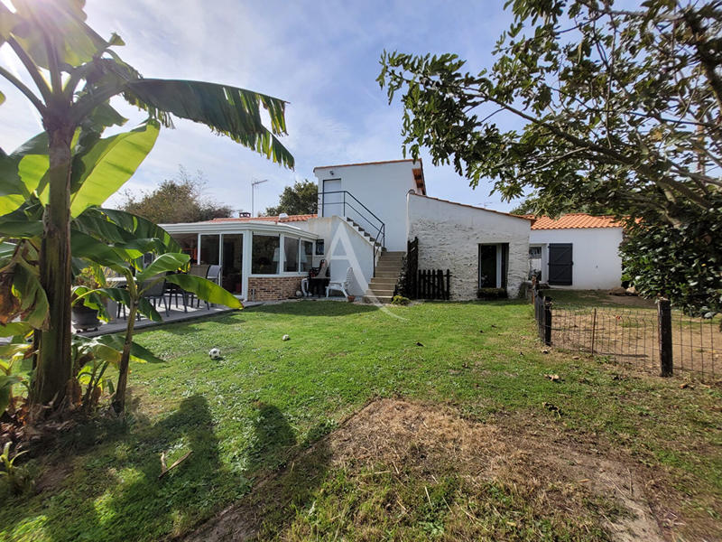 Maison - 160 m² - 5 pièces