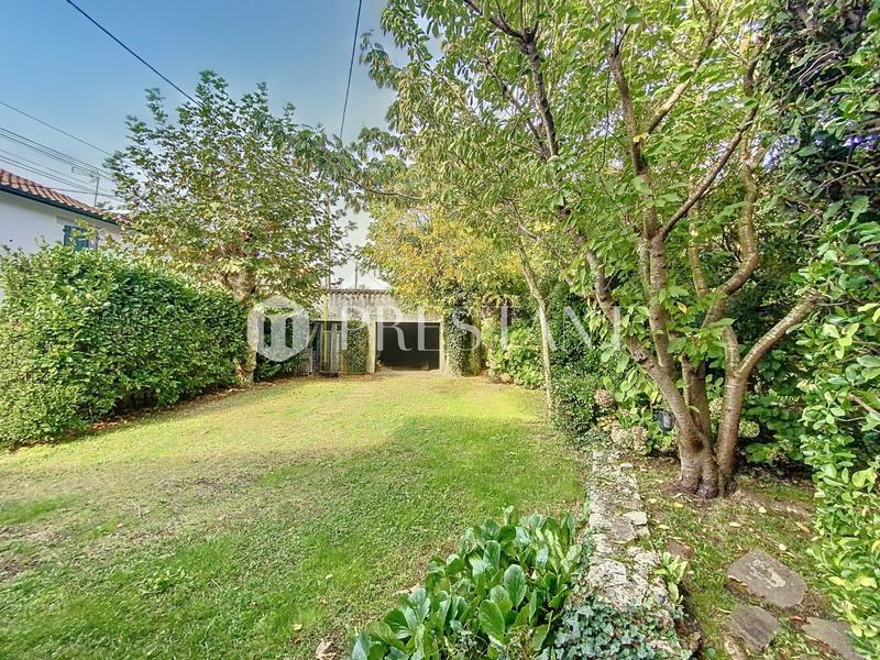 Maison - 175 m² - 8 pièces