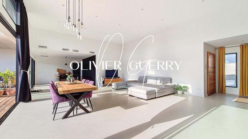 Maison - 155 m² - 4 pièces