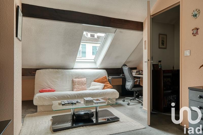 Maison - 94 m² - 6 pièces