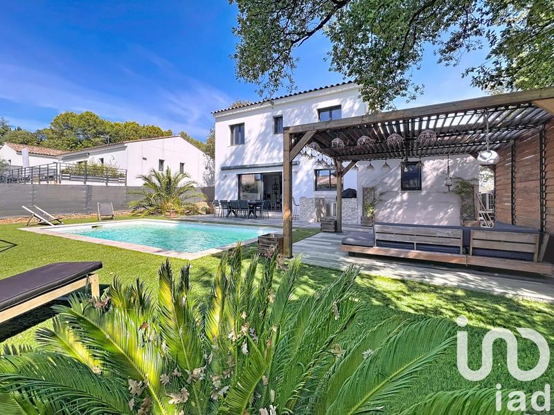 Maison - 107 m² - 4 pièces