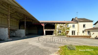 Maison - 177 m² - 7 pièces