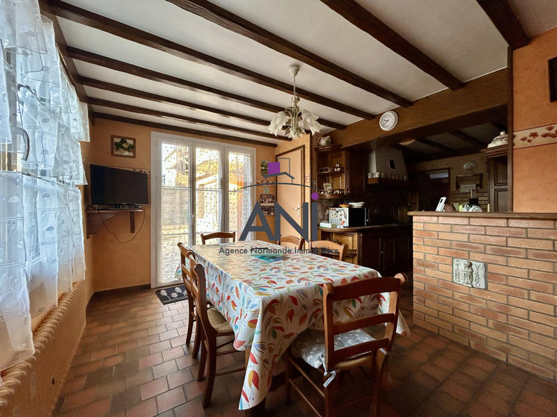 Maison ancienne - 241 m² - 7 pièces