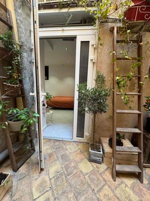 Studio - 17 m² - 2 pièces