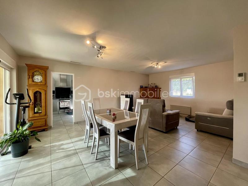 Maison traditionnelle - 122 m² - 5 pièces