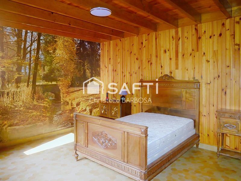 Maison - 240 m² - 10 pièces