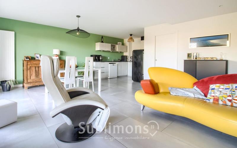 Appartement - 85 m² - 3 pièces