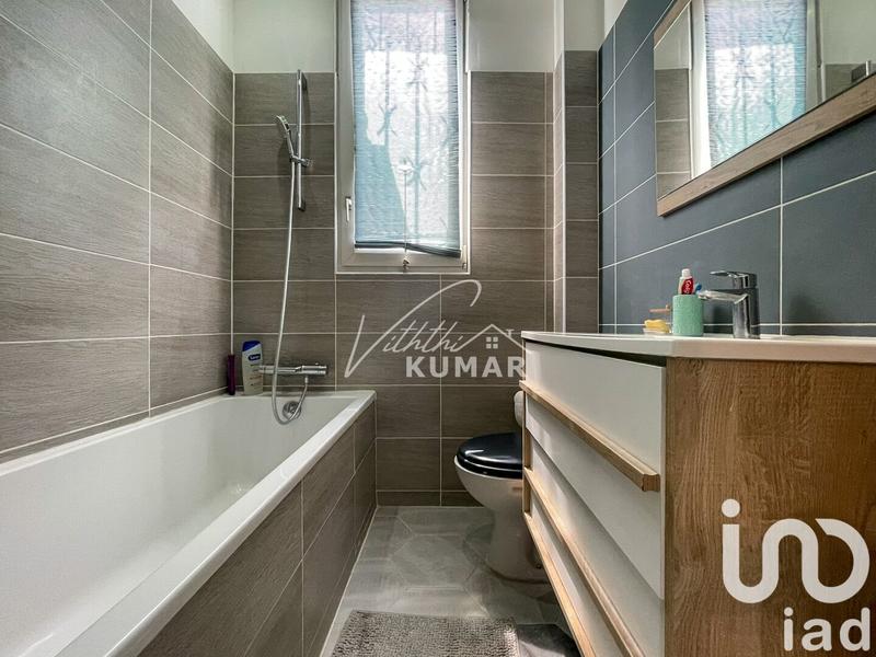 Maison - 144 m² - 5 pièces