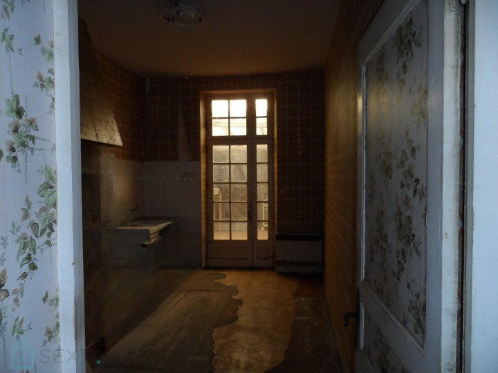 Immeuble - 250 m² - 8 pièces