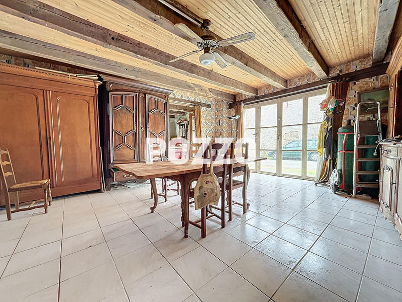 Maison - 195 m² - 8 pièces