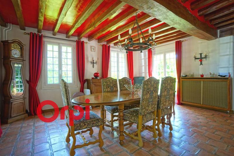 Maison - 225 m² - 8 pièces