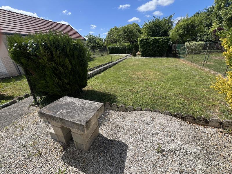 Maison - 96 m² - 3 pièces