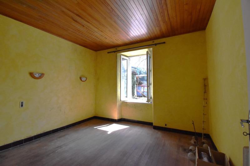 Maison - 119 m² - 12 pièces