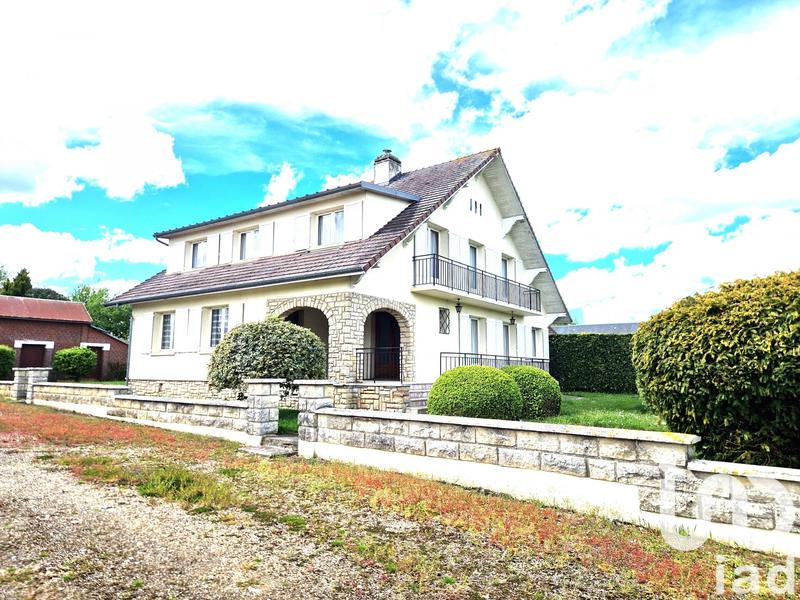 Maison de maîtres - 205 m² - 8 pièces