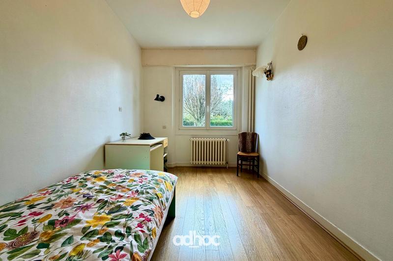 Villa - 182 m² - 8 pièces