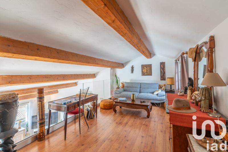 Maison - 200 m² - 6 pièces