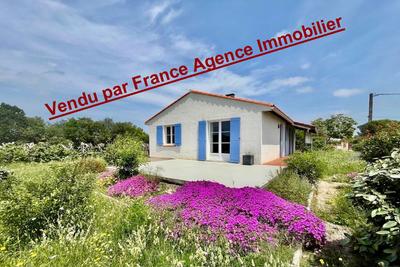 Villa - 90 m² - 4 pièces