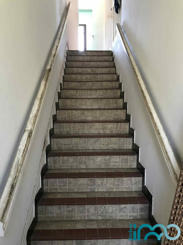 Maison - 200 m² - 8 pièces