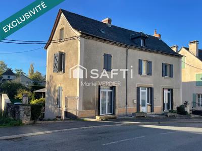 Maison - 235 m² - 8 pièces