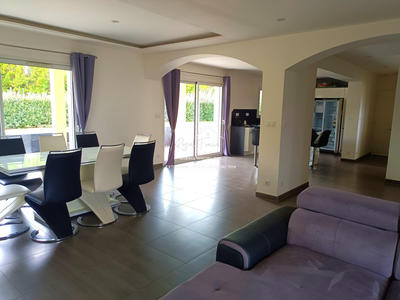 Maison contemporaine - 152 m² - 5 pièces