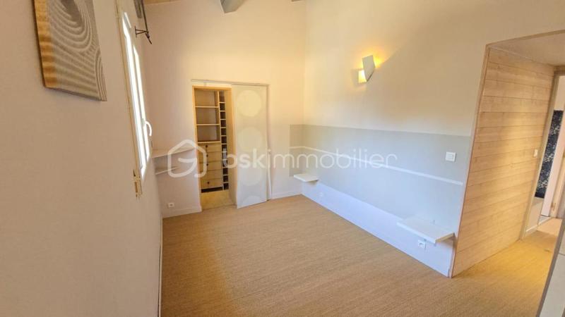 Propriété - 121 m² - 5 pièces