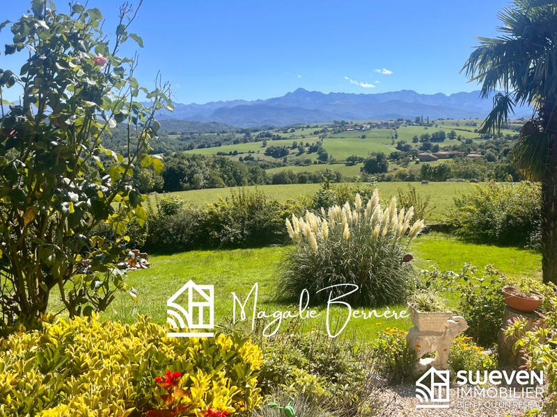 Maison traditionnelle - 192 m² - 5 pièces