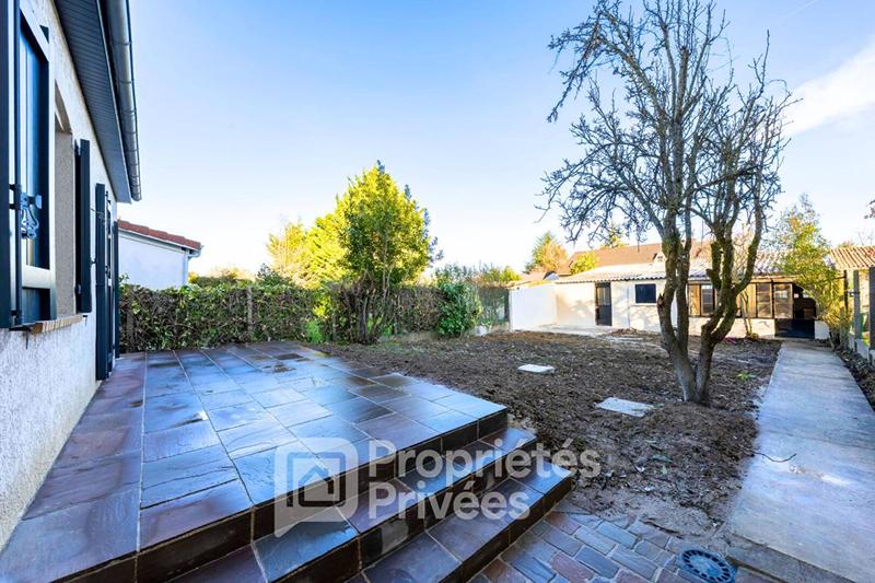 Maison - 89 m² - 6 pièces