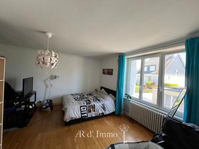 Maison - 162 m² - 6 pièces