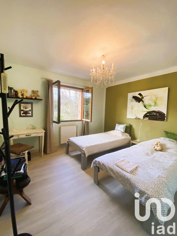 Maison - 255 m² - 7 pièces