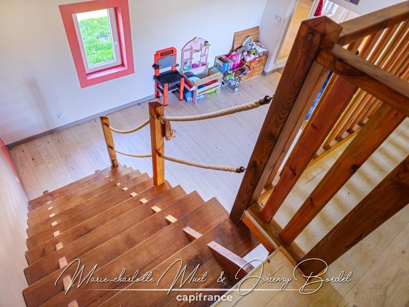 Maison - 147 m² - 4 pièces